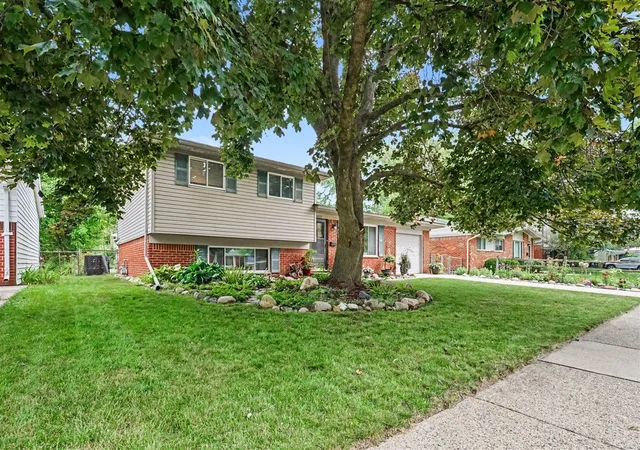 Homes for sale in Ann Arbor, MI | 2857 Verle Ave, Ann Arbor, MI 48108 | MLS# 70544572