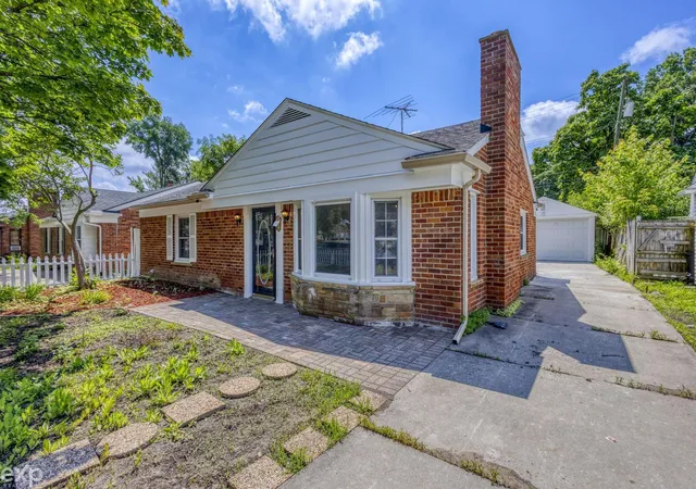 2nd image of 4335 W 14 Mile Rd, Royal Oak, MI 48073 | MLS# 50219132