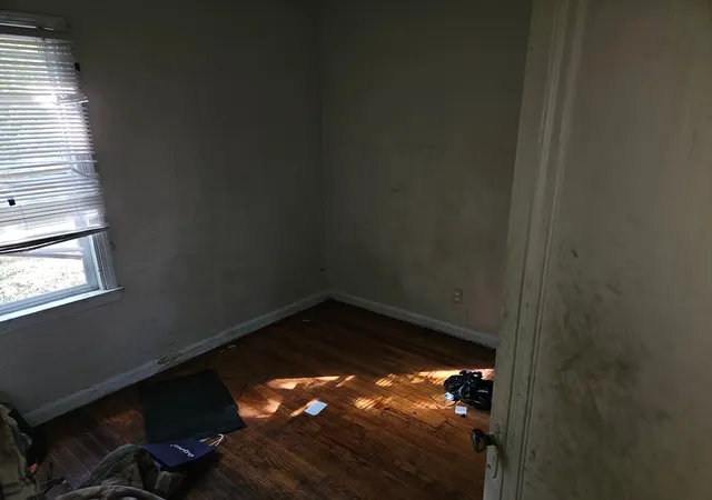 5th image of 7771 Faust Ave, Detroit, MI 48228 | MLS# 60342078