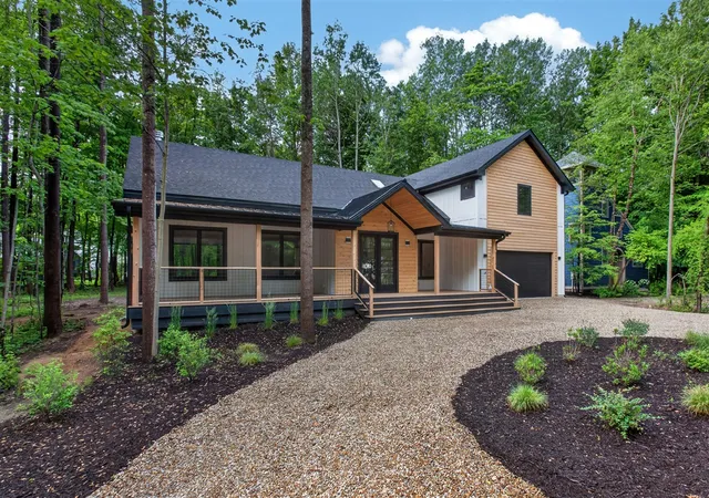 Homes for sale in Union Pier, MI | 9356 E Locke Rd, Union Pier, MI 49129 | MLS# 70538602