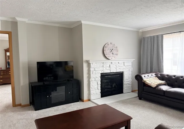 Homes for sale in Fort Gratiot, MI | 3211 Keewahdin Rd, Fort Gratiot, MI 48059 | MLS# 60989382