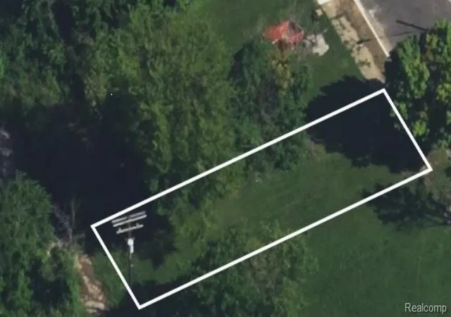Photo 2 of Land for sale at 9149 Delmar St, Detroit, MI 48211 | MLS# 60922624 | Listing updated on 2026-08-12
