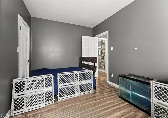Photo 4 of House for sale at 8438 Dexter Ave, Detroit, MI 48206 2345 | MLS# 61025529 | Listing updated on 2026-10-21