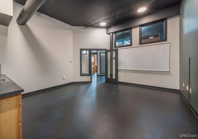 Listing Photo 2 - Condo for sale in building located at 103 N Lakeshore Blvd, Marquette, MI 49855 - Unit #