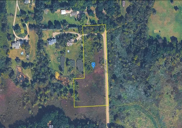 Land for sale at 4825 Bullard Rd, Hartland, MI 48353 | MLS# 70548415