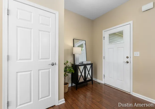 Photo 2 of Sale Pending at 5814 Sage River Ct, Wyoming, MI 49418 | MLS# 70546071 | Listing updated on 2026-07-18