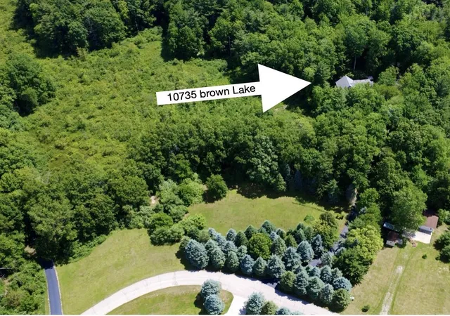 3rd image of 10735 Brown Lake Dr, Rockford, MI 49341 | MLS# 70540533