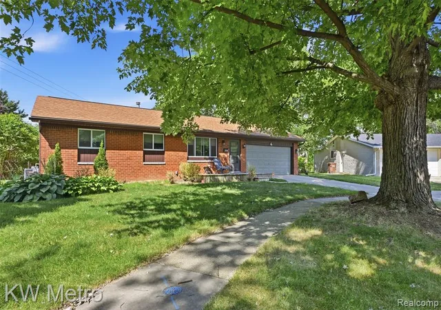 2nd image of 8607 Kingston Ct, Ypsilanti, MI 48198 | MLS# 61016497