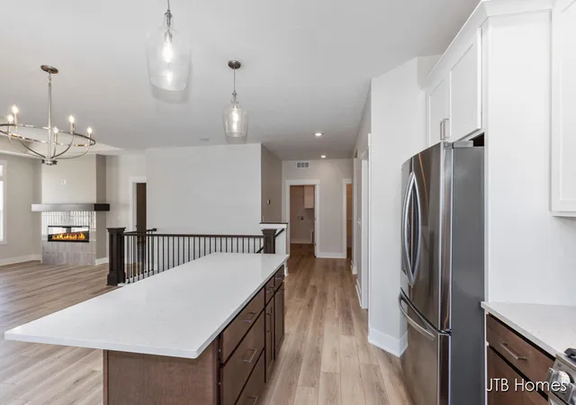 4th image of 5454 Albright Ave, Grandville, MI 49418-9805