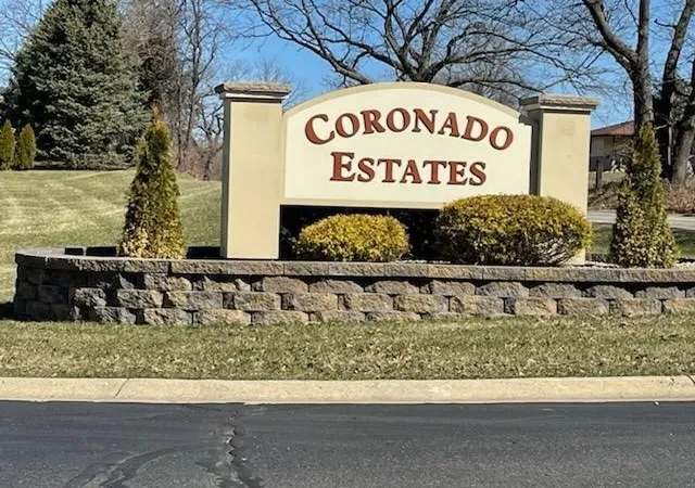 Photo 1 of Sale Pending at 4 Coronado Dr, Jackson, MI 49201 | MLS# 70520912 | Listing updated on 2026-08-13