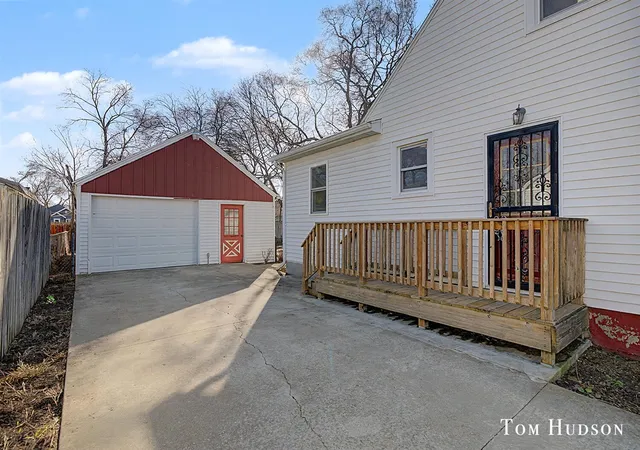 Photo 2 of Sale Pending at 4332 Clay Ave, Grand Rapids, MI 49548 | MLS# 70518777 | Listing updated on 2026-03-16