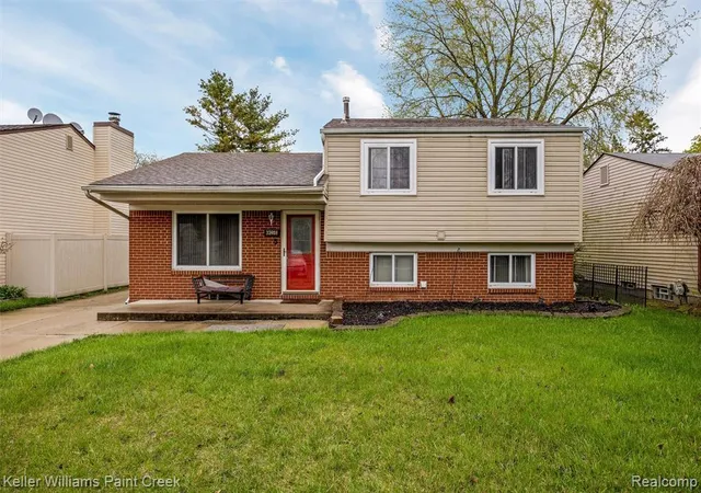 27th image of 33984 Little Mack Ave, Clinton Township, MI 48035 | MLS# 60986731