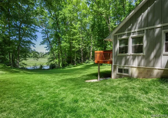 4th image of 2915 Dunsary Ln, Brighton, MI 48114 | MLS# 61001758