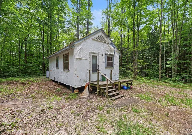 Homes for sale in Kalkaska, MI | V/l Third Rd, Kalkaska, MI 49646 | MLS# 80070004