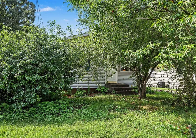 Photo 3 of Single family home for sale at 244 Majestic St, Grand Rapids, MI 49548 | MLS# 70555683 | Listing updated on 2026-10-17