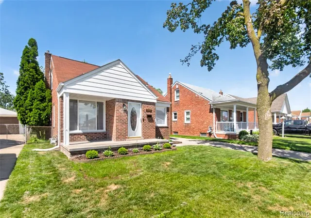 Homes for sale in Southgate, MI | 12972 Callender St, Southgate, MI 48195 | MLS# 61004755