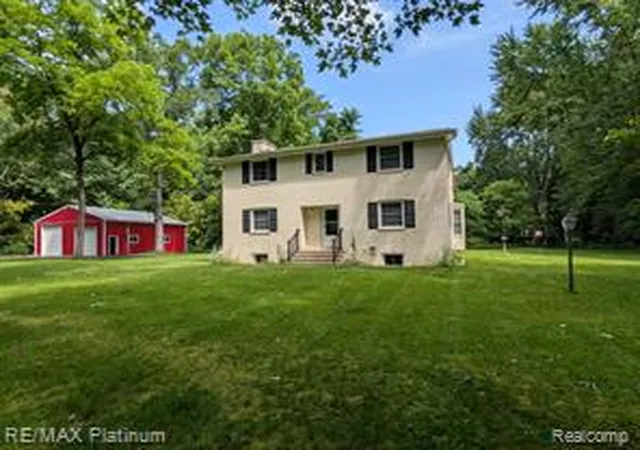 Homes for sale in Fenton, MI | 1430 Dauner Rd, Fenton, MI 48430 | MLS# 61009454