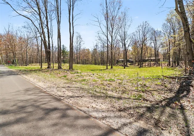 3rd image of 4717 N Lincoln Rd, Ludington, MI 49431 | MLS# 70530064