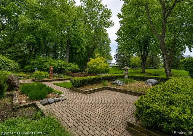 Homes for sale in Bloomfield Hills, MI | 291 Barden Rd, Bloomfield Hills, MI 48304 | MLS# 60994730