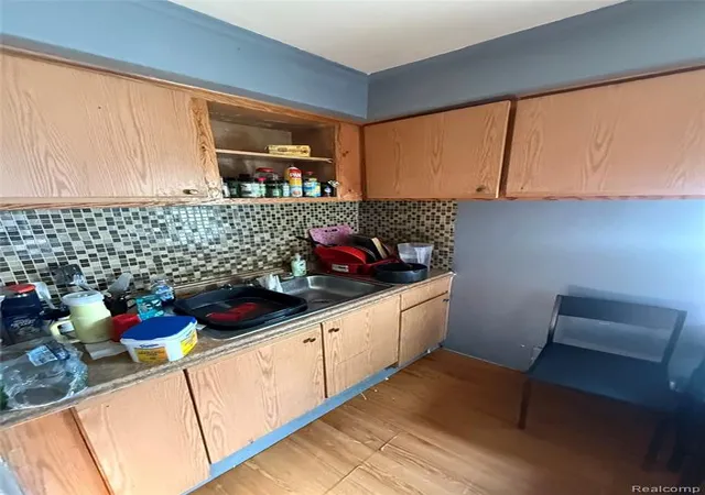 2nd image of 17379 Murray Hill St, Detroit, MI 48235 | MLS# 60979075