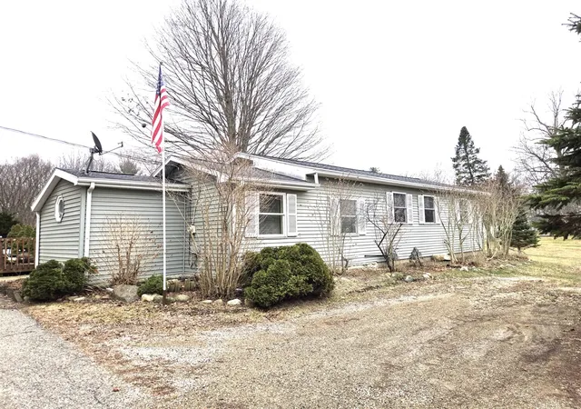 Homes for sale in Marshall, MI | 9130 17 Mile Rd, Marshall, MI 49068 | MLS# 70517707