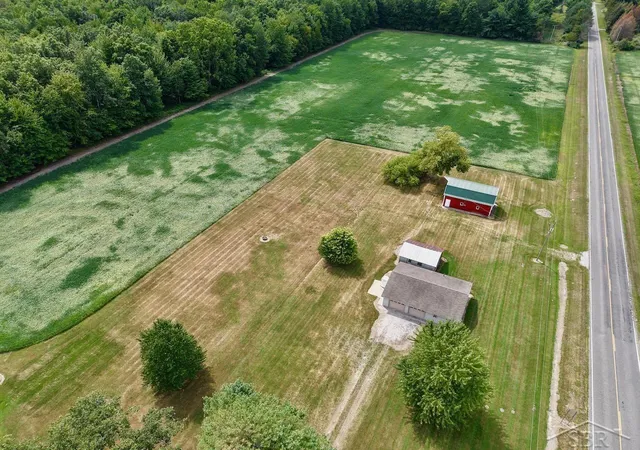 2nd image of 9020 S Raucholz Rd, Saint Charles, MI 48655 | MLS# 50218940