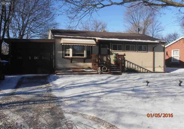 1st image of 729 Woodbine Dr, Fenton, MI 48430 | MLS# 20457205