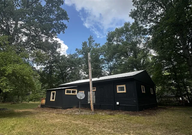 2nd image of 11384 N Irons Rd, Irons, MI 49644 | MLS# 70547600
