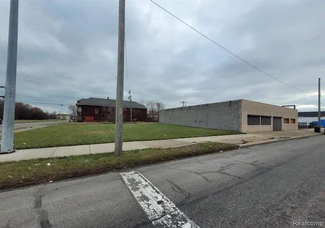 Homes for sale in Detroit, MI | 8840 Van Dyke St, Detroit, MI 48213 | MLS# 60361290