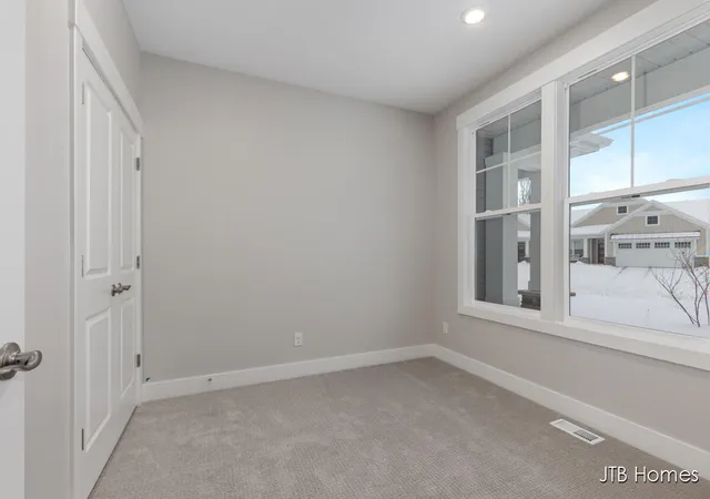 4th image of 5546 Albright Ave, Grandville, MI 49418-9780