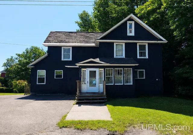 Homes for sale in Hubbell, MI | 52082 E Ave, Hubbell, MI 49934 | MLS# 50214511