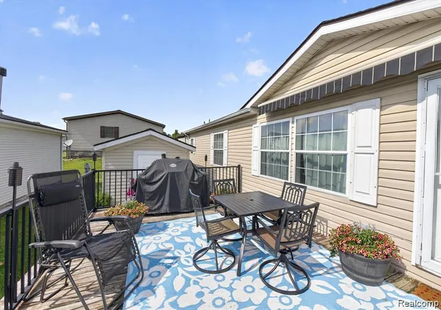 3rd image of 2858 Boulder Ridge Trl, Milford, MI 48380 | MLS# 61011438