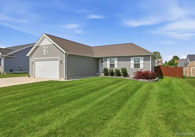 Homes for sale in Kimball, MI | 331 Marion Ave, Kimball, MI 48074 | MLS# 61007300