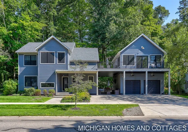 1st image of 702 Lake St, Saugatuck, MI 49453 | MLS# 70519595