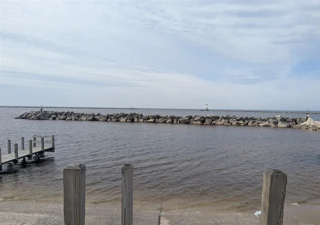 Listing Photo 2 - Condo for sale in building located at 257 Lakeside Dr, Ludington, MI 49431 - Unit #