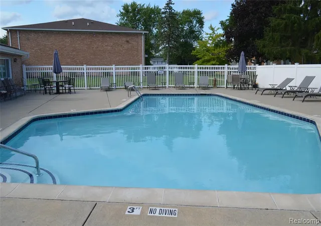 Photo 3 of Condo for sale at 30789 Shiawassee Rd #9, Farmington, MI 48336 | MLS# 61009100 | Listing updated on 2026-07-29