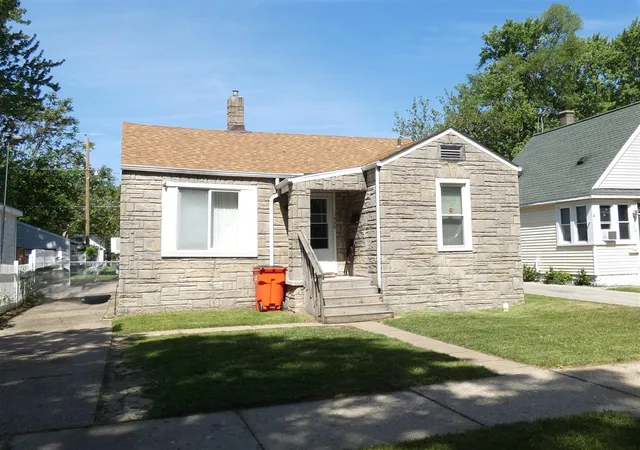 Photo 1 of Single family home for sale at 1236 Jennings Ave, Benton Harbor, MI 49022 | MLS# 70537529 | Listing updated on 2026-08-31