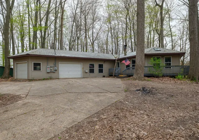 Homes for sale in Gobles, MI | 22431 Paulson Rd, Gobles, MI 49055 | MLS# 70519021