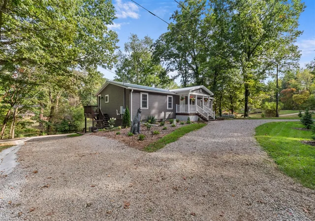 3rd image of 7841 Topinabee Dr, Montgomery, MI 49255 | MLS# 70518720