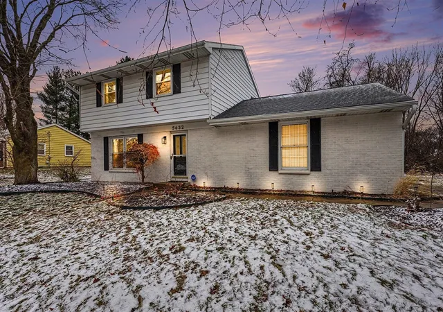 1st image of 5632 Castleton Ln, Kalamazoo, MI 49009 | MLS# 70516148