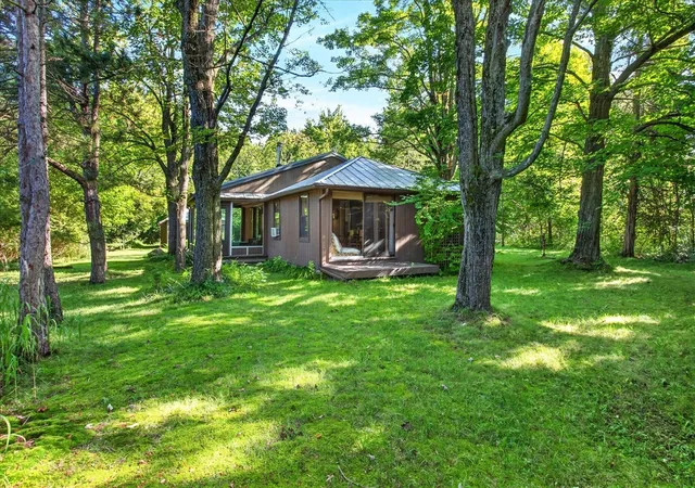 Photo 2 of Single family home for sale at 7841 W East Rd, Three Oaks, MI 49128 | MLS# 70554886 | Listing updated on 2026-08-27