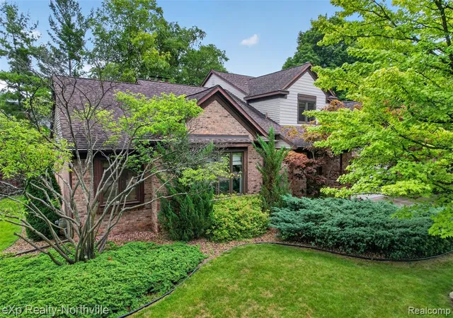 Photo 72 of Sale Pending at 24686 Venice Dr, Novi, MI 48374 | MLS# 61010456 | Listing updated on 2026-08-17