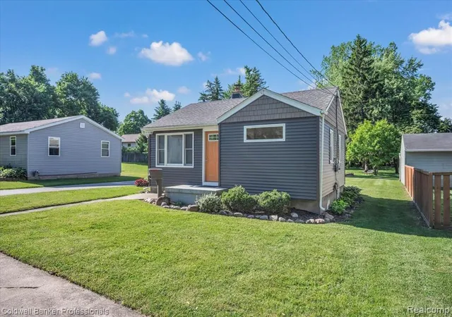 Photo 3 of Single Family Residence at 507 W Fitzgerald St, Durand, MI 48429 | MLS# 60997485 |  | Sold on 2026-06-30