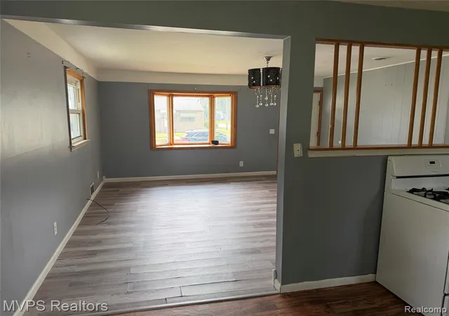 2nd image of 21905 Ira Blvd, Warren, MI 48091 | MLS# 61016170