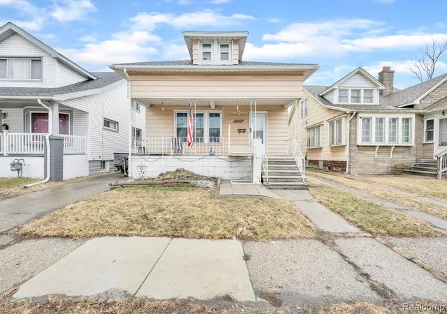 3rd image of 1307 University Ave, Lincoln Park, MI 48146 | MLS# 60376814