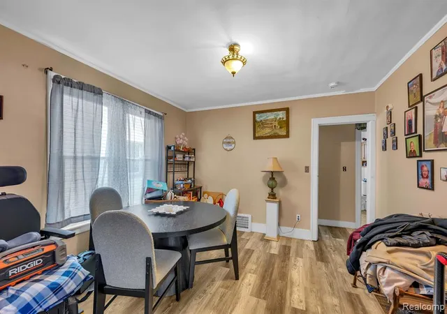 4th image of 1307 University Ave, Lincoln Park, MI 48146 | MLS# 60376814