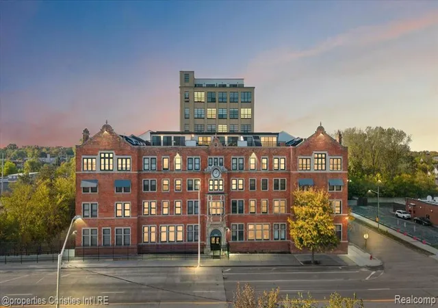Photo 2 of Sale Pending at 6533 E Jefferson Ave #307, Detroit, MI 48207 4360 | MLS# 61000678 | Listing updated on 2026-09-13