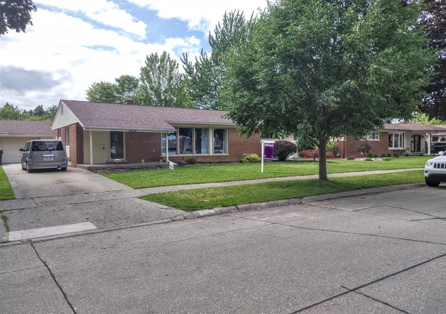 1st image of 2410 Middlefield Rd, Trenton, MI 48183 | MLS# 70532626
