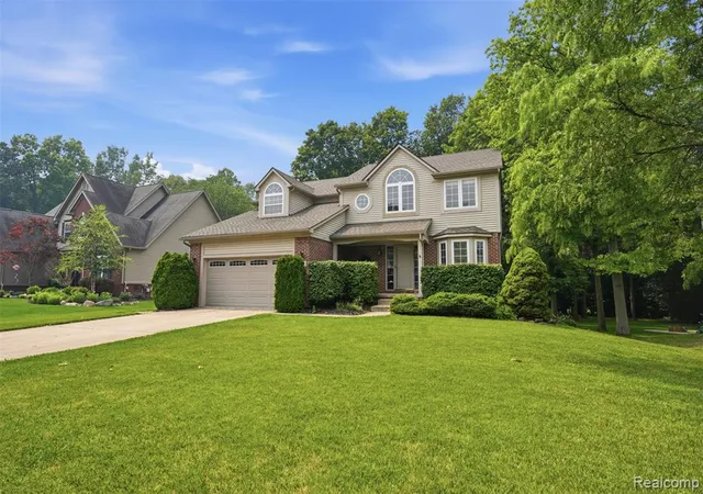 Photo 3 of Single family home for sale at 170 Fairhill Way, Howell, MI 48843 | MLS# 61020137 | Listing updated on 2026-08-12