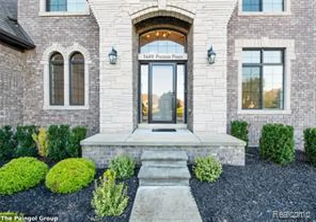 Homes for sale in Shelby Township, MI | 54491 Preston Pines Ln, Shelby Township, MI 48315 | MLS# 61009370